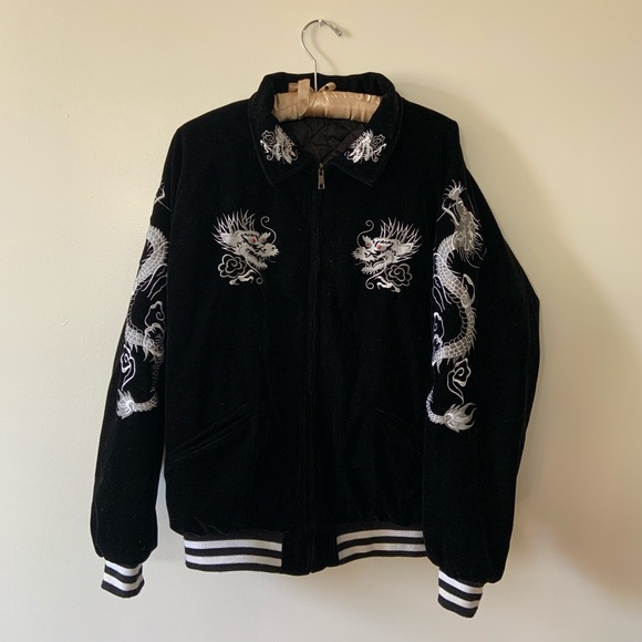 Vintage Japan embroidered velvet black bomber - Picture 3 of 5